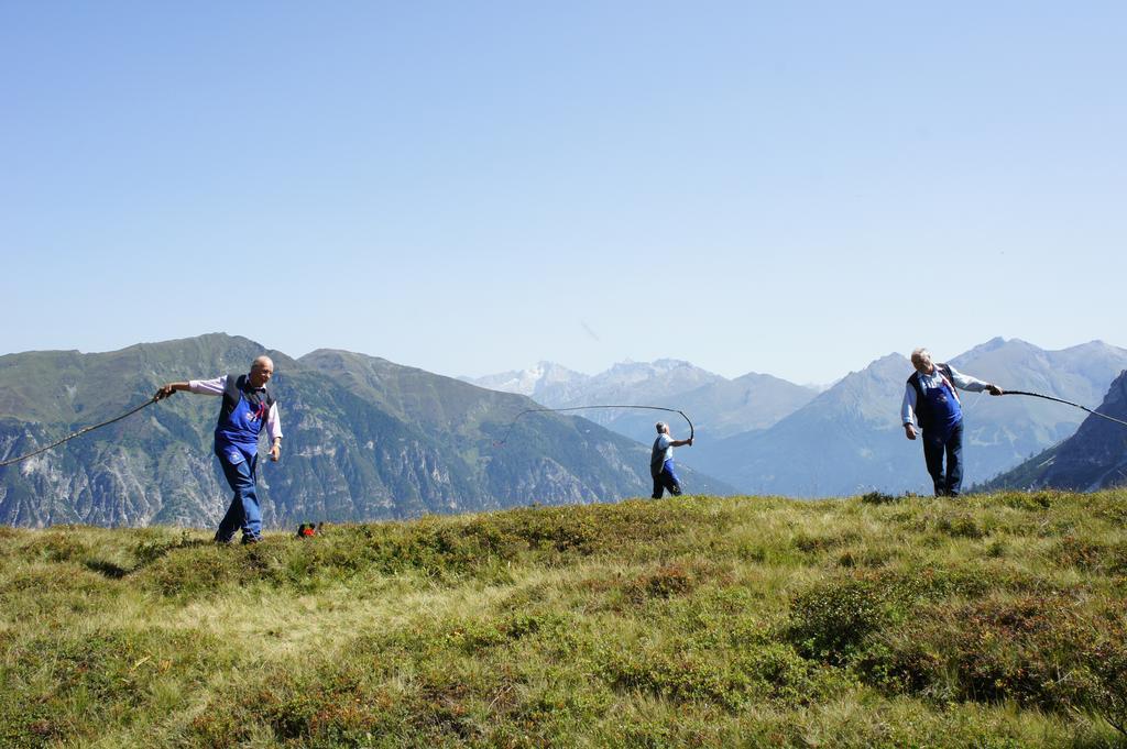 Berggasthaus Edelweisshutte Ladurns Hotel Fleres ภายนอก รูปภาพ