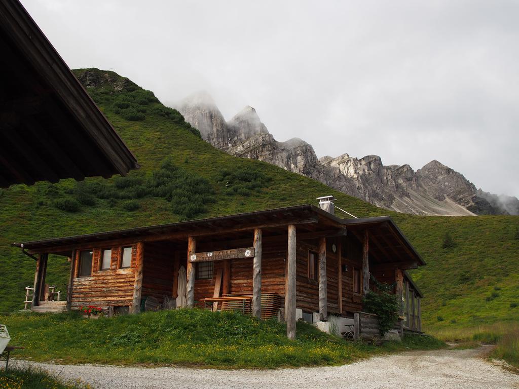 Edelweisshuette Ladurns Hotel Fleres ภายนอก รูปภาพ